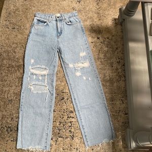Pull&Bear Ripped Straight Legged Jeans